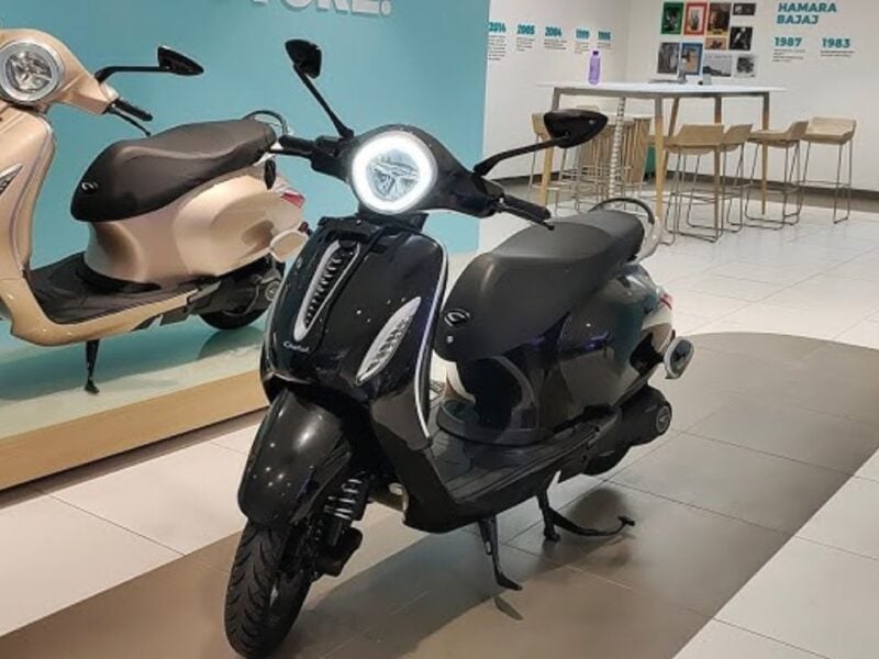 the Latest Updates on Bajaj Chetak: New Features, Design Changes, Pricing