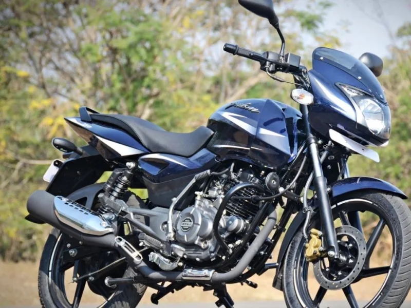 Buy a 2017 Bajaj Pulsar Second-Hand Bike for Just ₹31,000